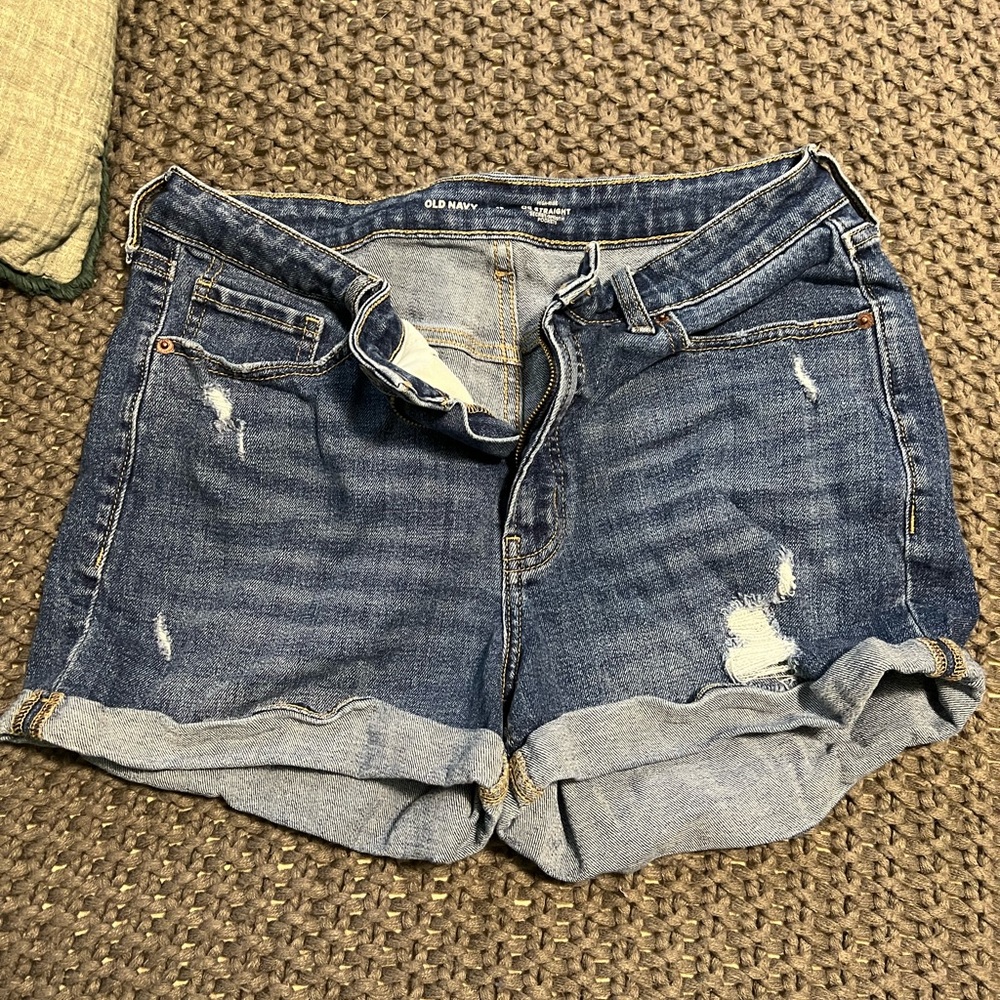 Old Navy high waisted jean shorts size 12, EUC
